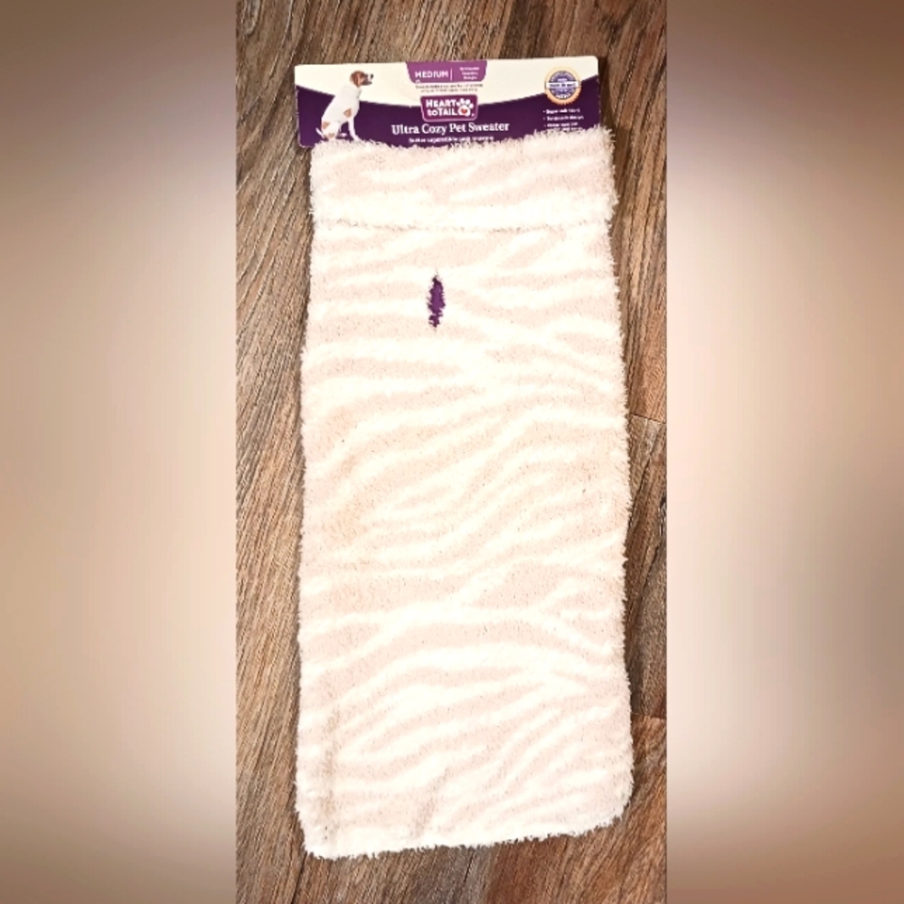 🐶NWT PET SWEATER🐶